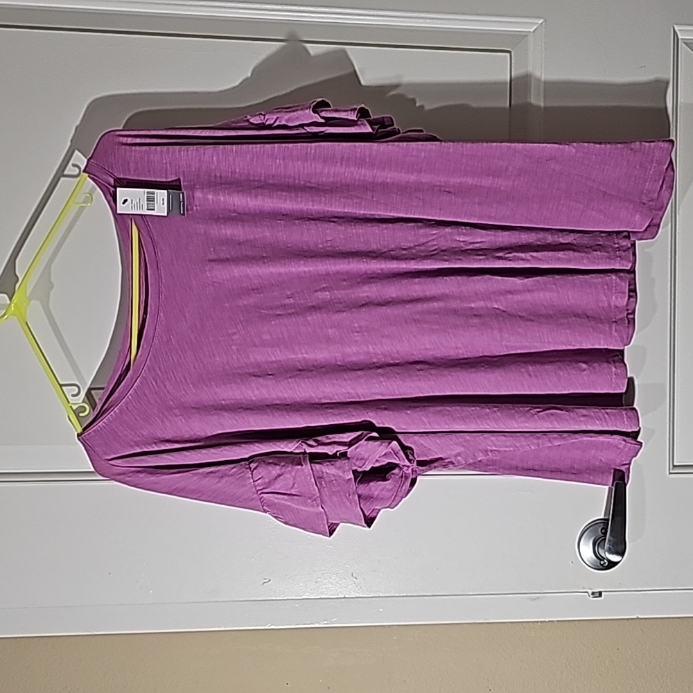 Ruffled sleeve T-shirt